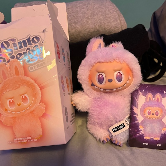 Labubu Big Into Energy (Luck)